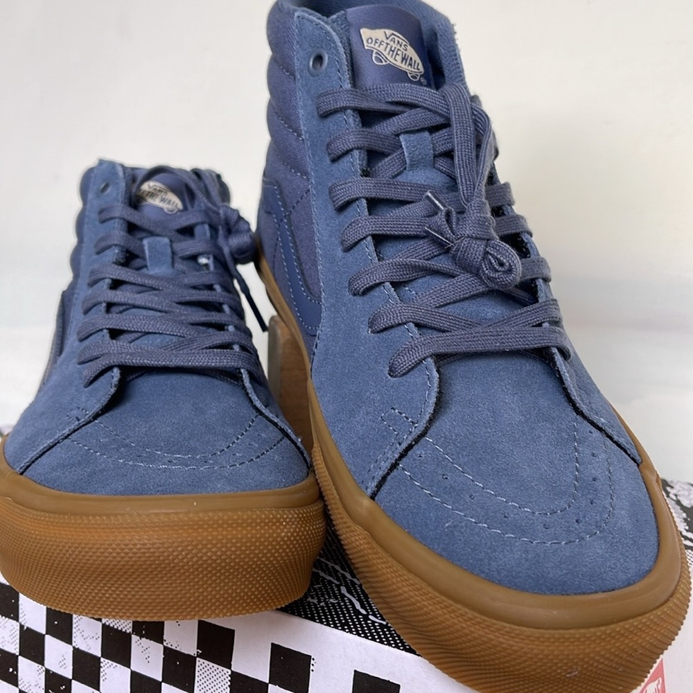 Vans WMNS Skate Sk8-Hi Vintage Blue/Gum
VN0A5FCC0QZ Sneakers - Picture 11 of 16